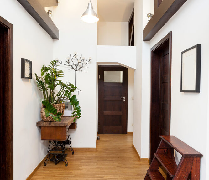 10 Creative Ways to Style Your Hallway